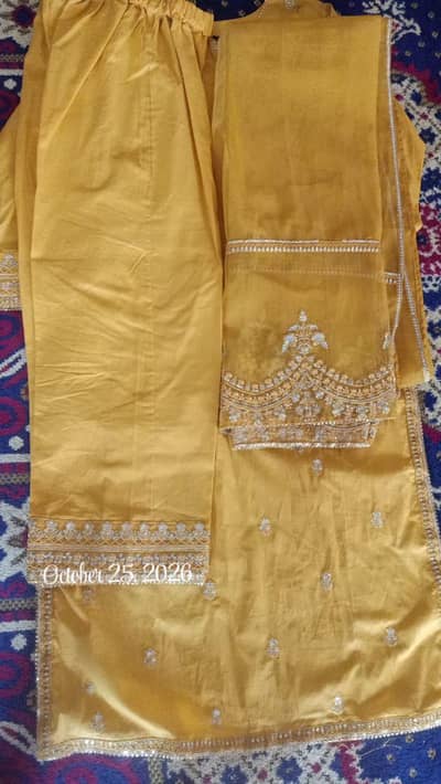 Lawn Ready made suit (Mehindi colour)
