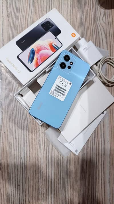 Xiaomi Redmi Note 12 8+128 imolied display