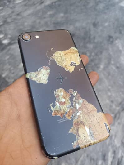 Apple iPhone 7