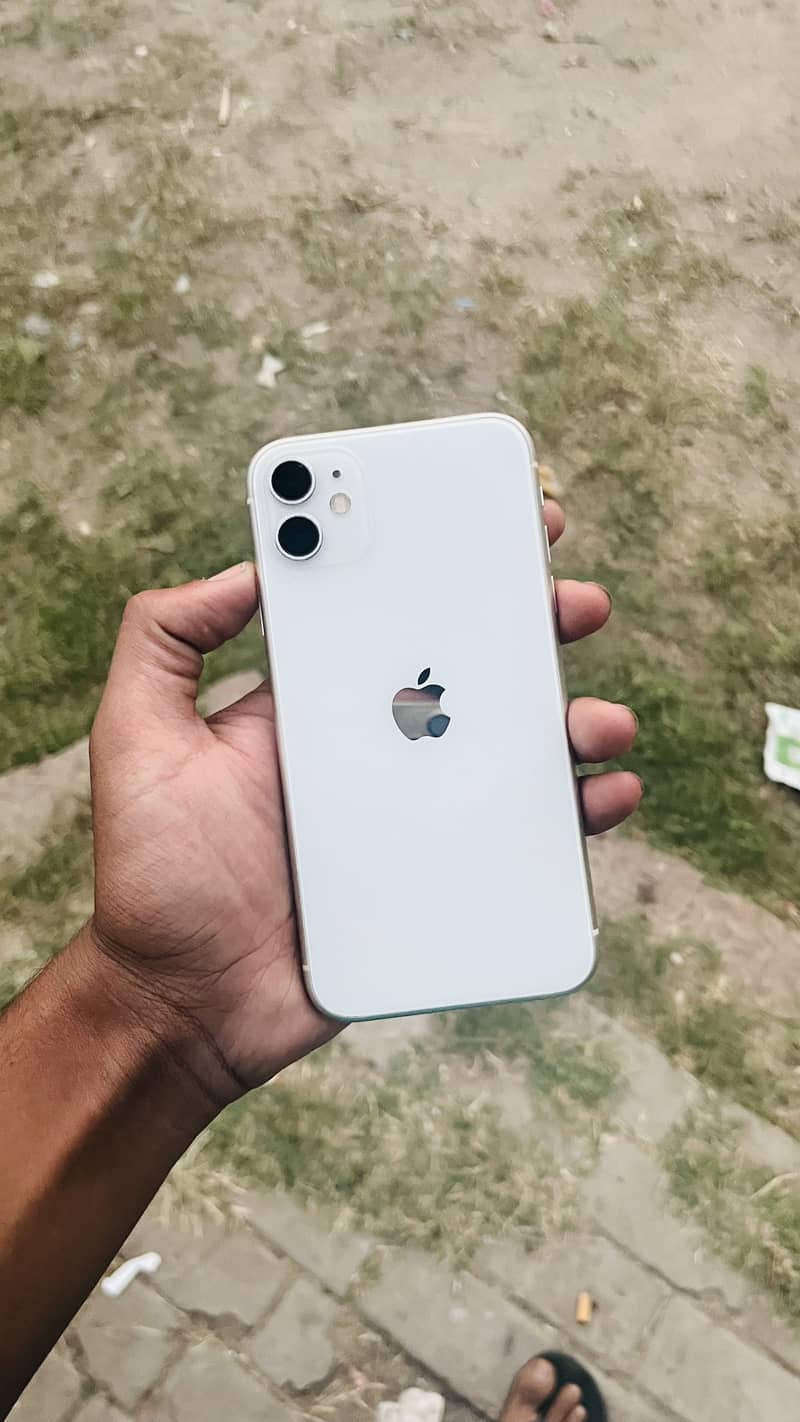 Apple iPhone 11 jv 3