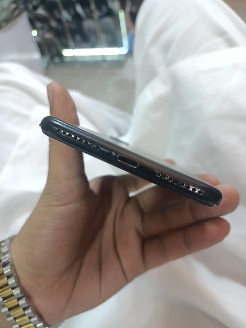 Apple iPhone 7 Plus 3