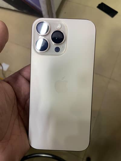 Apple iPhone 16 Pro Max