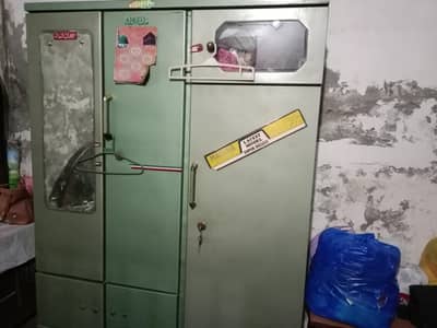 safe cabinets 2 din ke offer