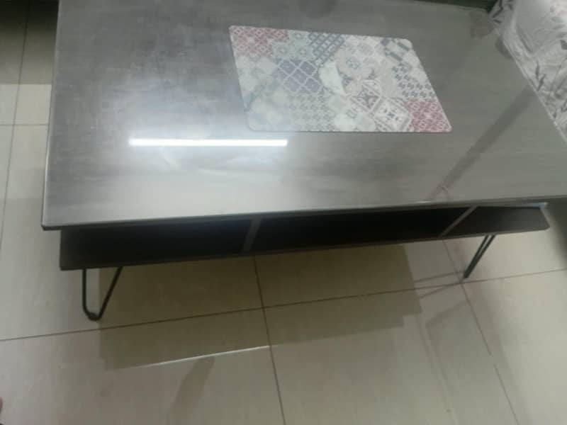 tables 0
