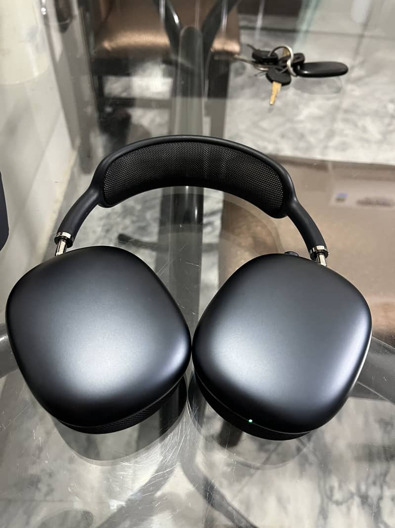 Apple AirPods Max (USB-C Version) 0