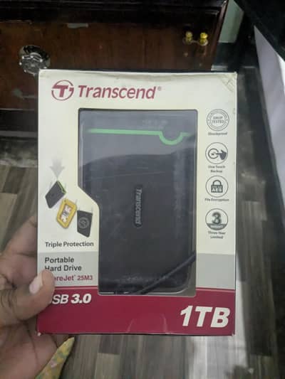 1TB EXTERNAL HDD FOR SALE AND 500GB SSD NEW