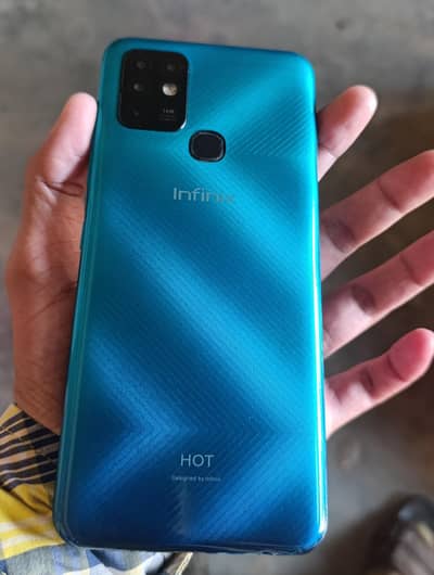 Infinix Hot 10 4GB RAM 64GB Storage – Box & Original Charger Included