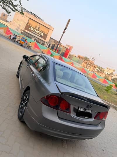 Honda Civic Oriel 2010
