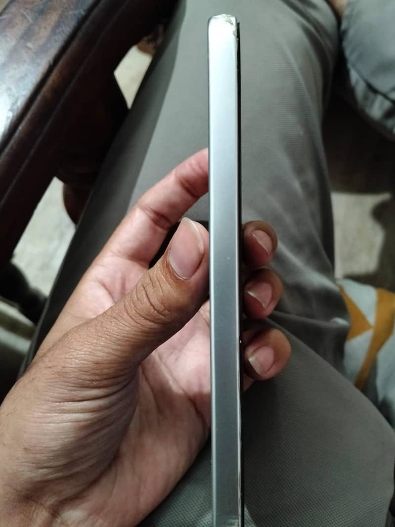 OPPO A6s 3