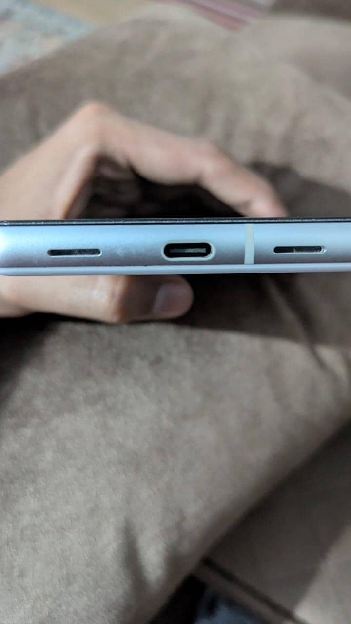 Google Pixel 7a 4