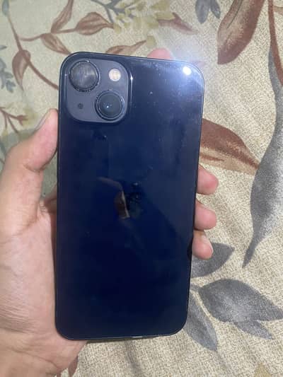 Apple iPhone 13