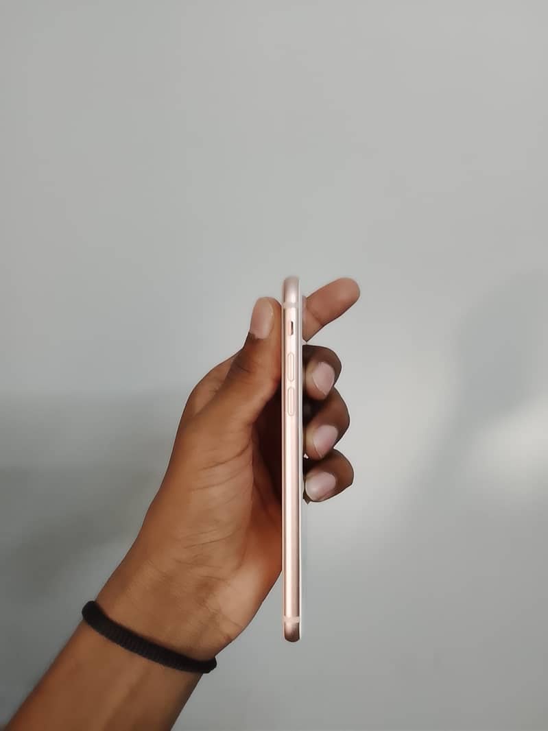 iPhone 8 1