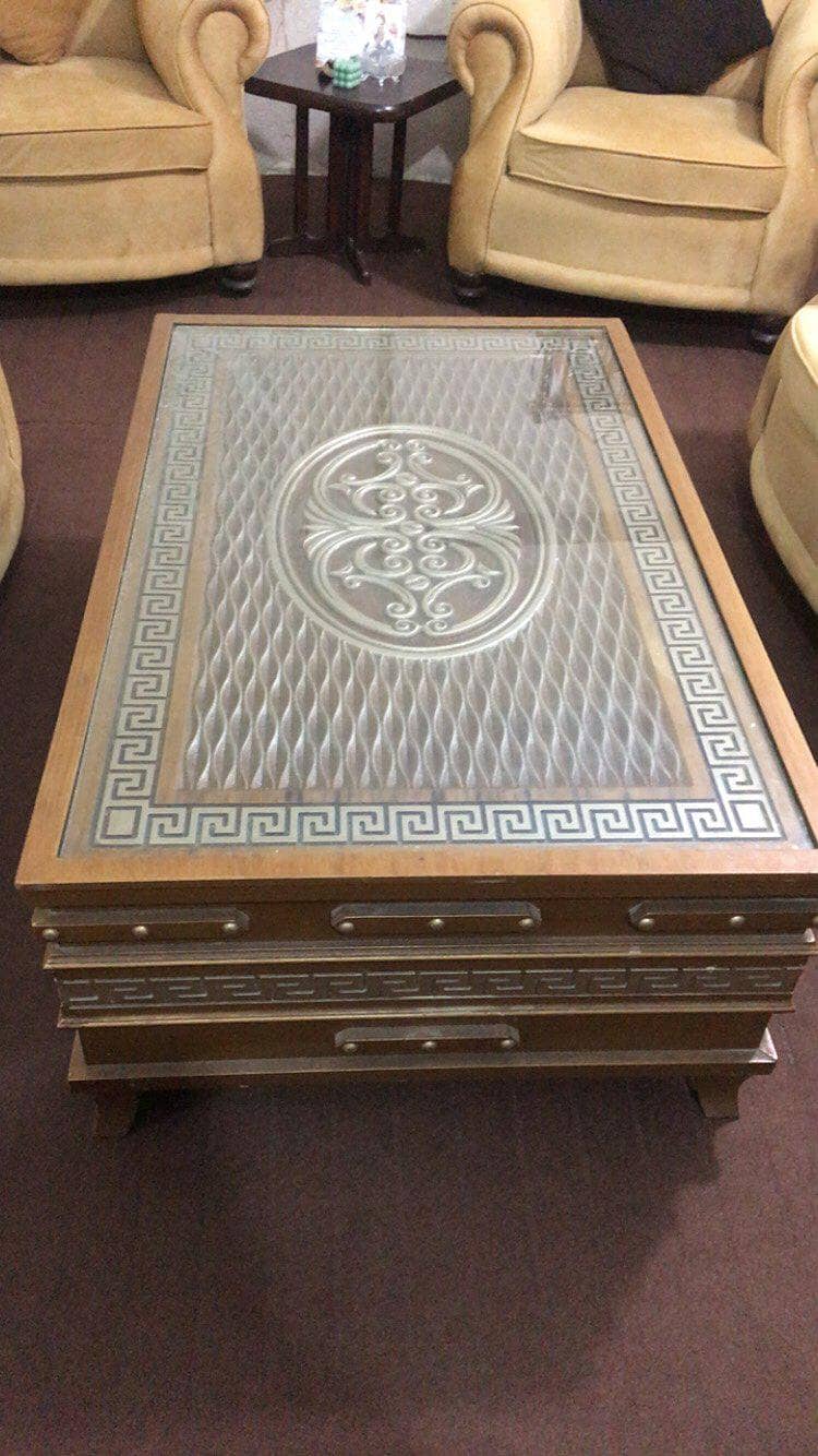 center table 0