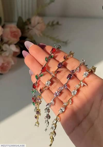 colourfully bracelet chram