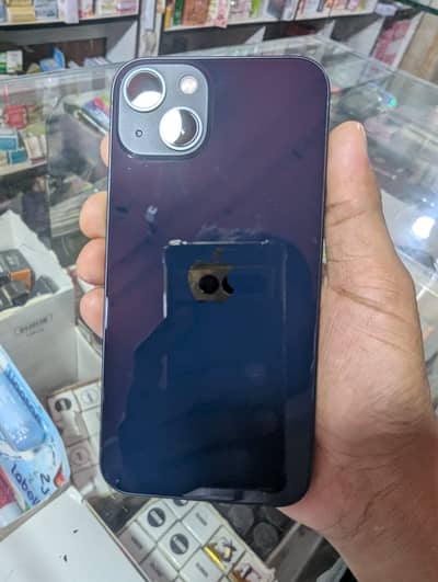Apple iPhone 13