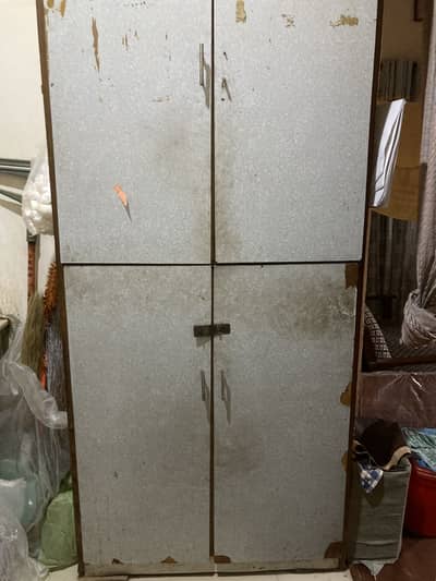 Big wood cupboard very strong