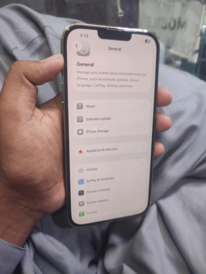 Apple iPhone 13 Pro Max 1