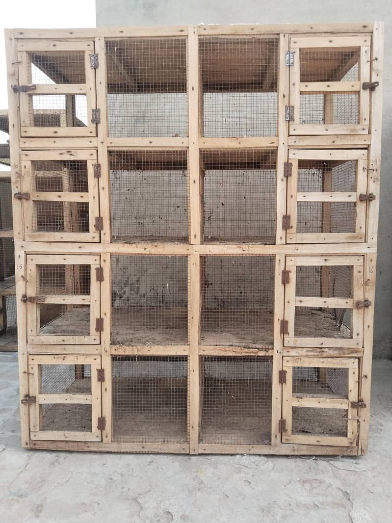 Cages 0