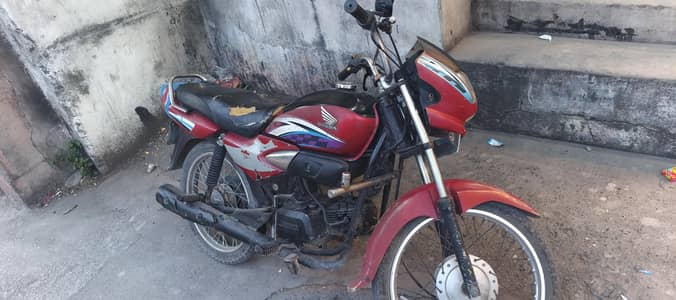 urgent sale honda prider 2015 modal