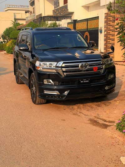 Toyota Land Cruiser AX 2012