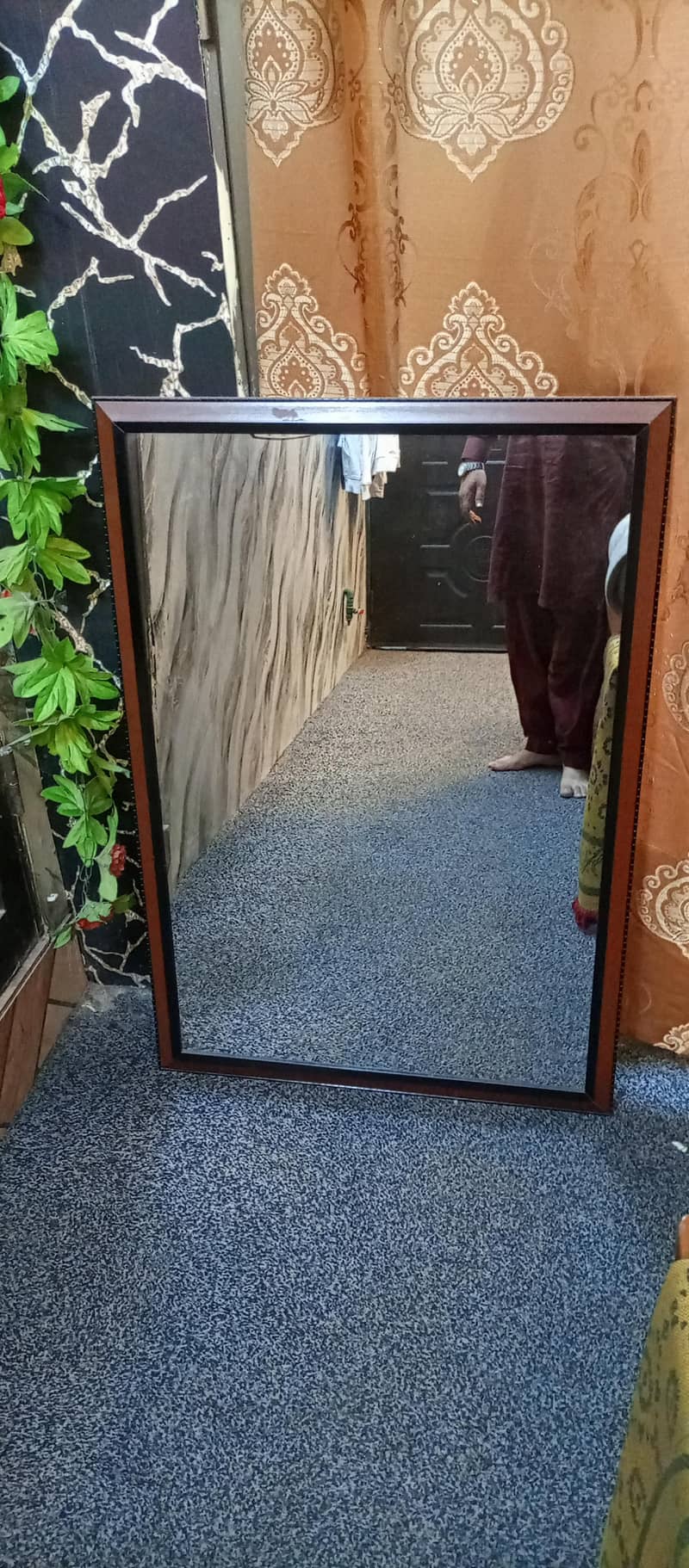frame mirror 0