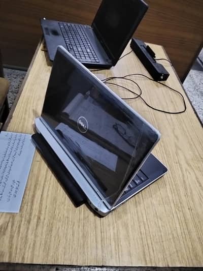 Dell . .
