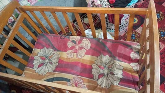 baby cot