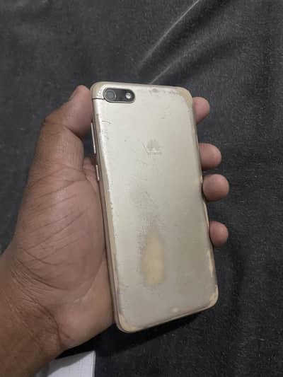 Honor 7S