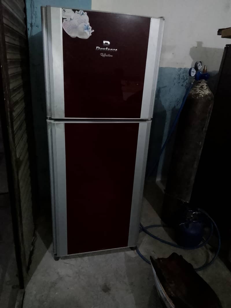 Refrigerator 0