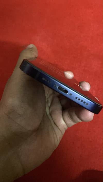 Apple iPhone 12