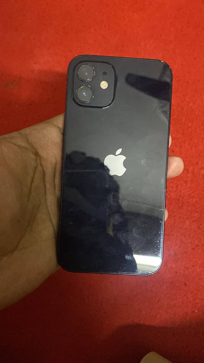 Apple iPhone 12 1