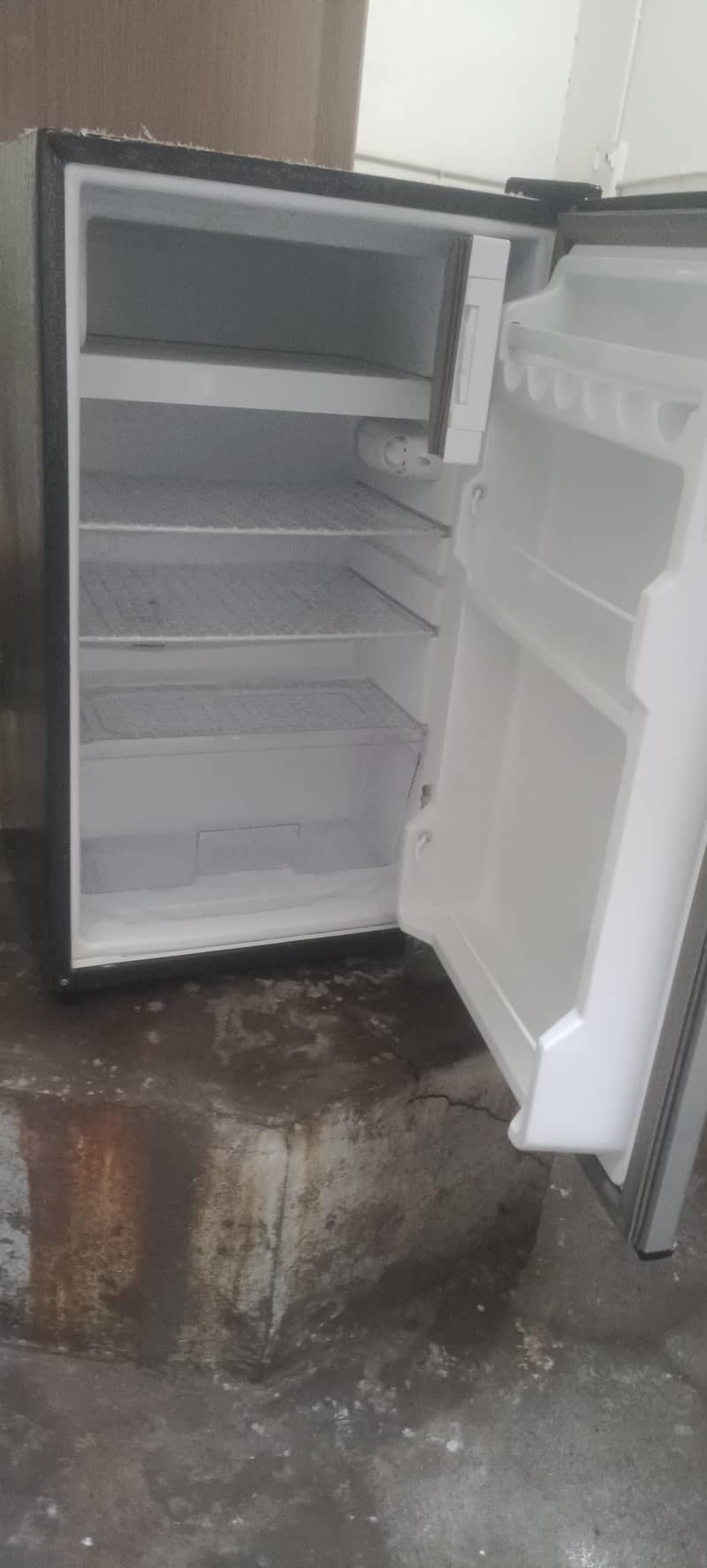 Refrigerator 2