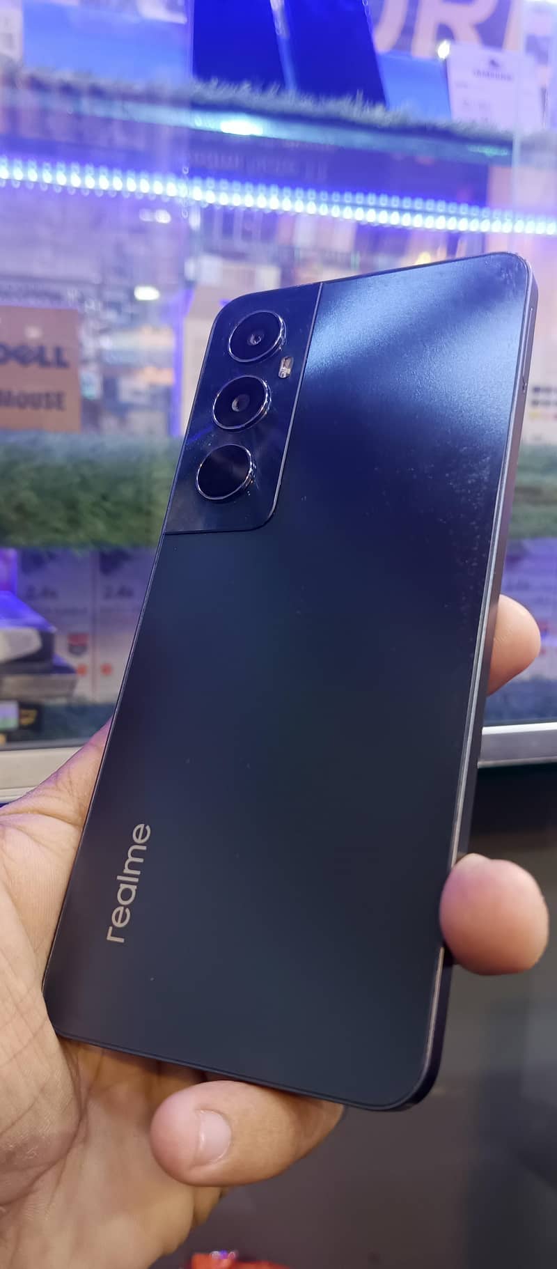 Realme C65 1
