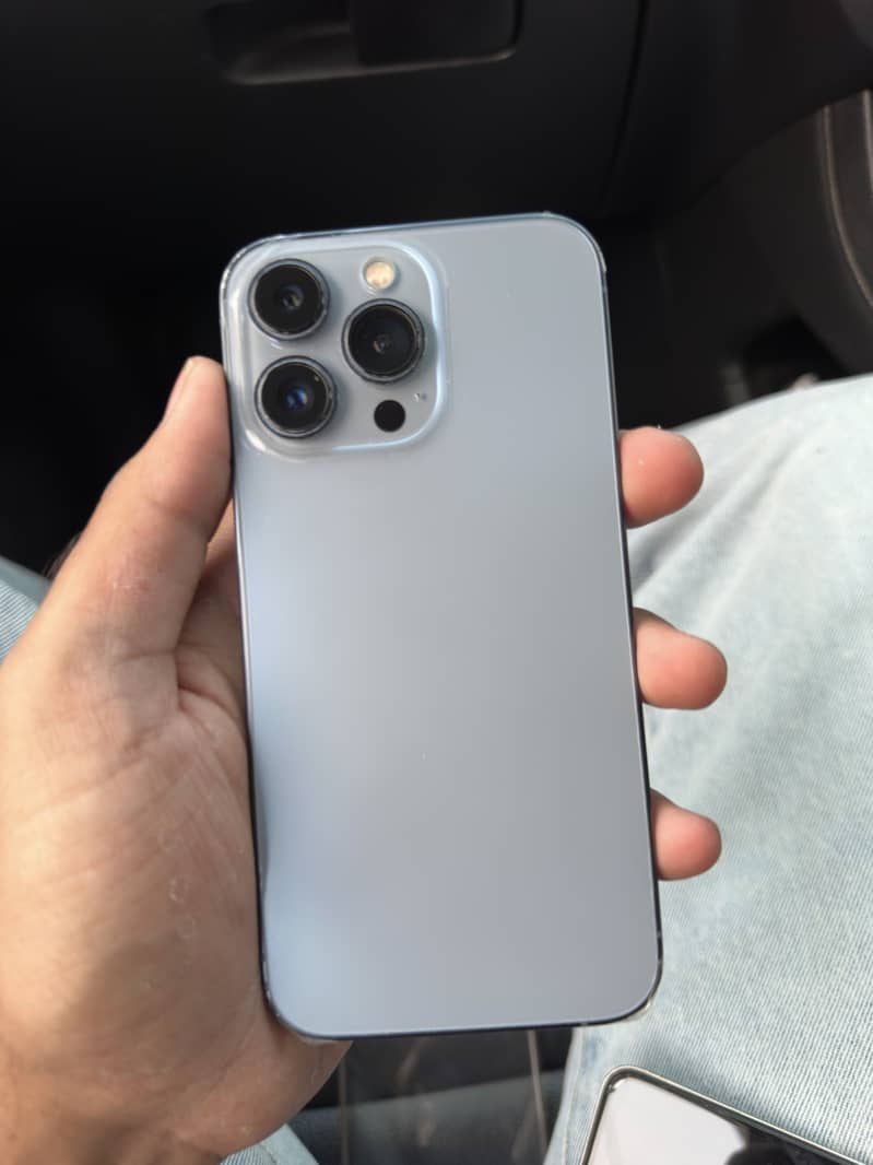 iPhone 13 Pro Jv 0
