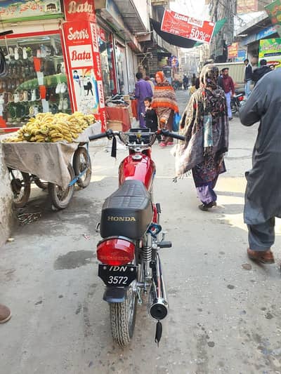 ہونڈا سی جی 125 ریڈ کلر