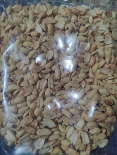 roasted peanuts and mix dry fruits
