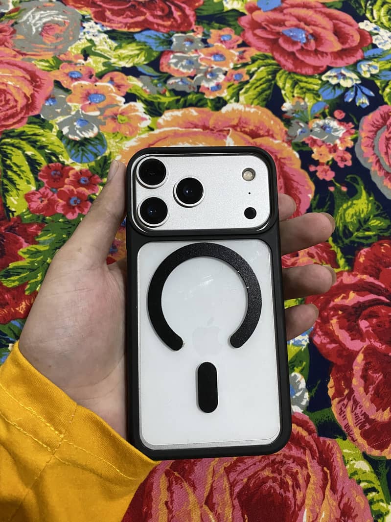 Apple iPhone XR 0