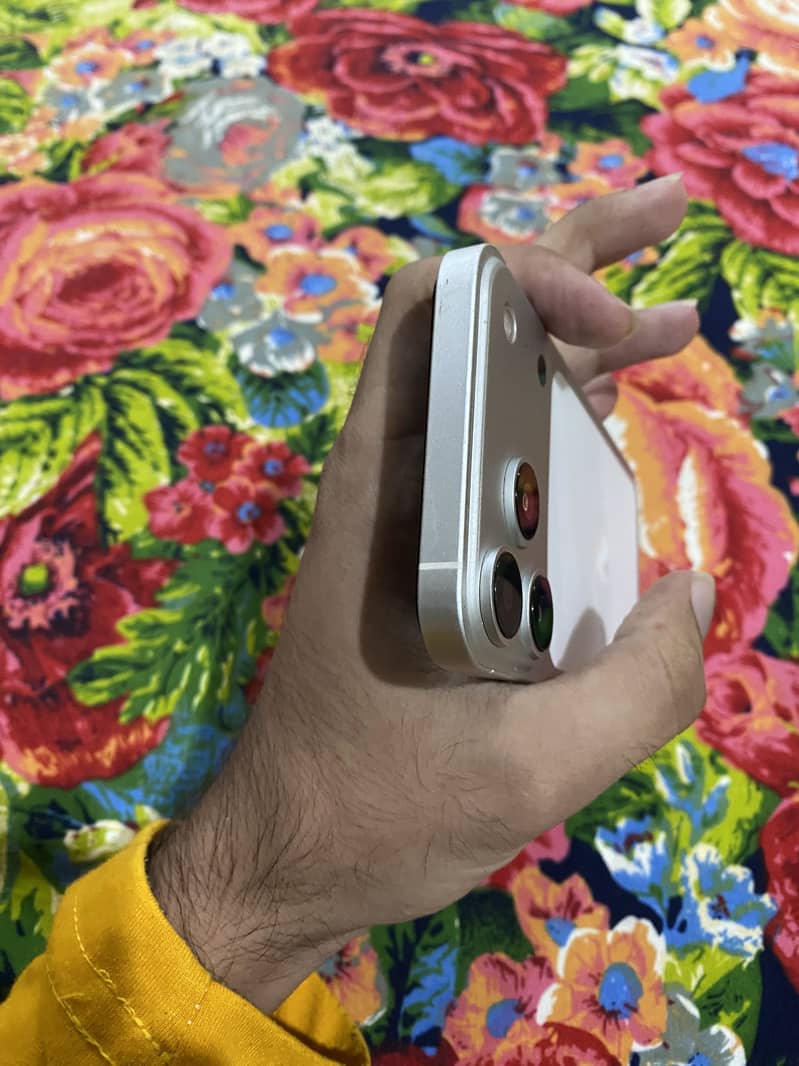 Apple iPhone XR 1