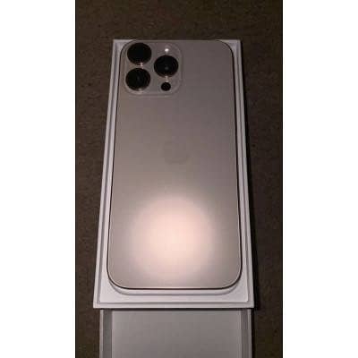 Apple iPhone 16 Pro Max
