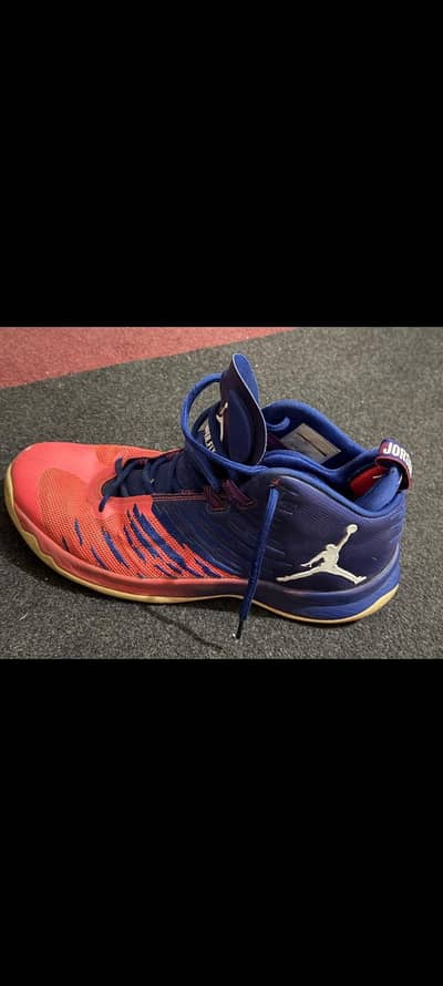 Indoor Sports Shoes for men/women