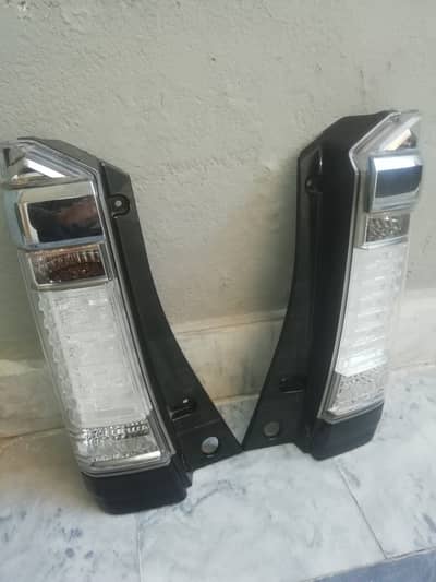 Genuine Honda N-Box Custom (2011-2017 / JF1 JF2) Clear LED Back Light