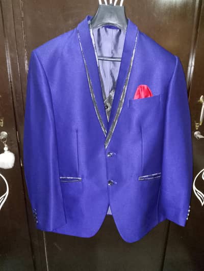 Groovy three piece brand