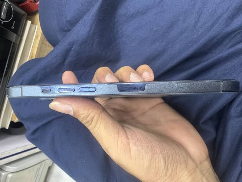 Apple iPhone 12 Pro Max 6