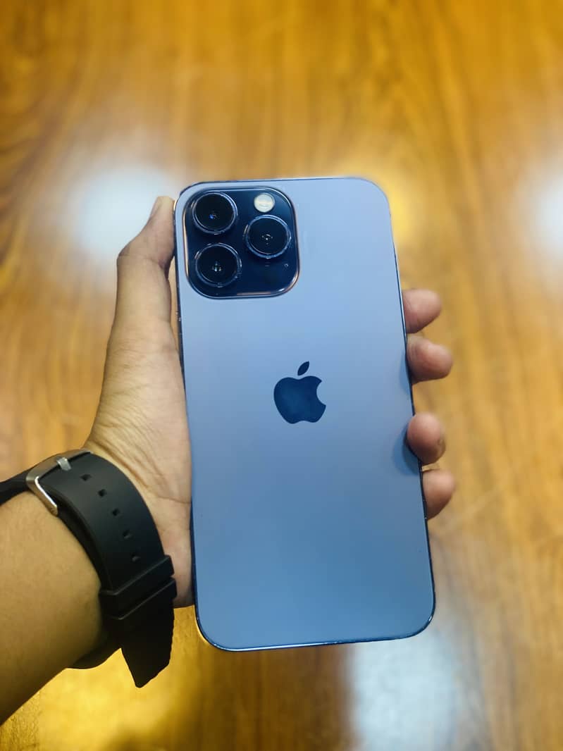 Apple iPhone 14 Pro Max 3