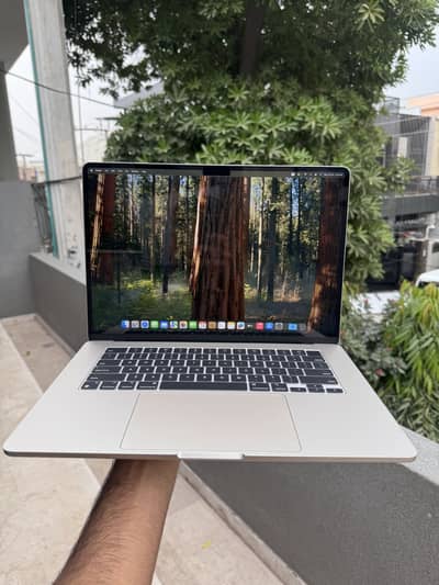 Macbook Air M4 — In Apple Warranty — Complete box — Condition 10/10