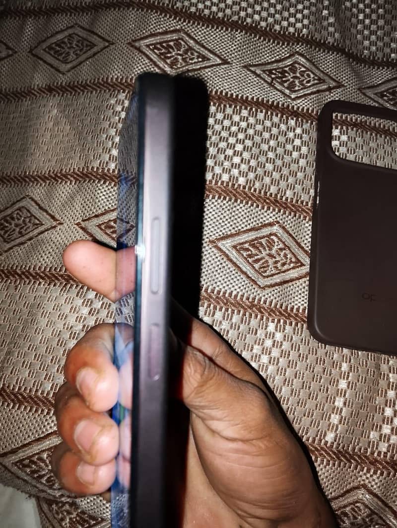 OPPO A6 1