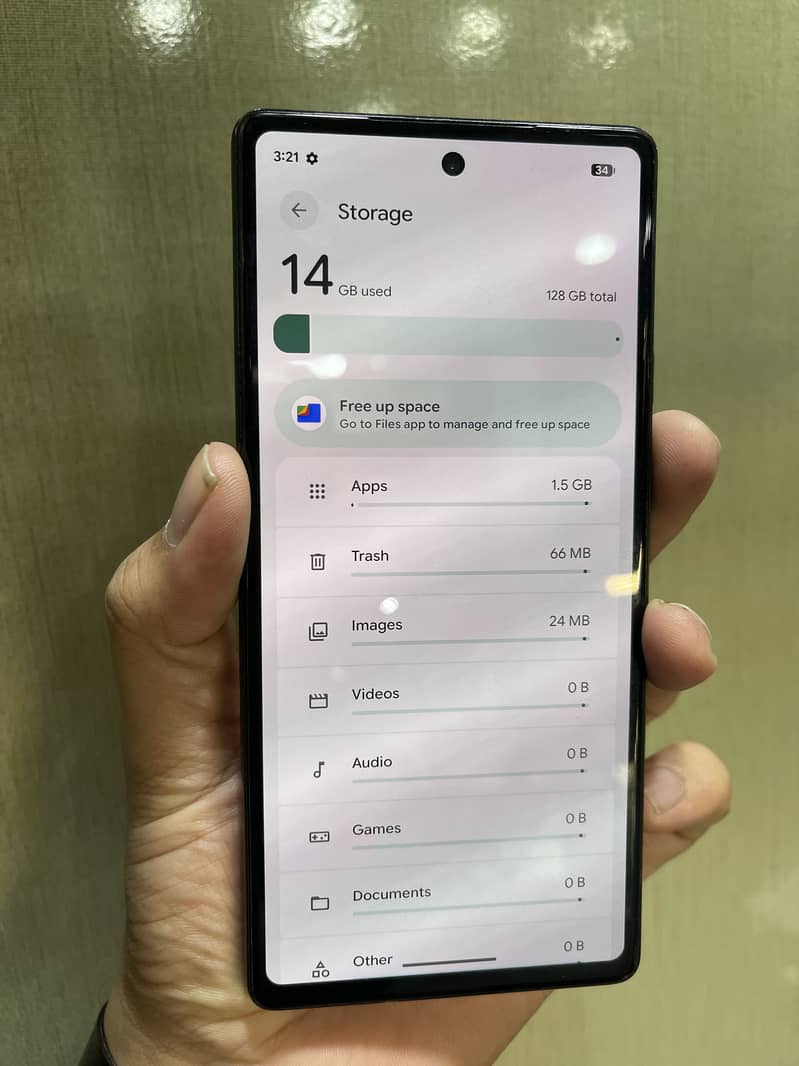 Google Pixel 6a 1