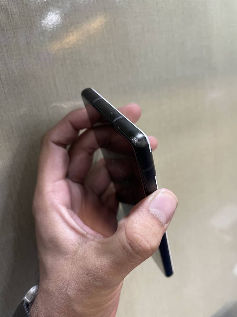 Google Pixel 6a 5