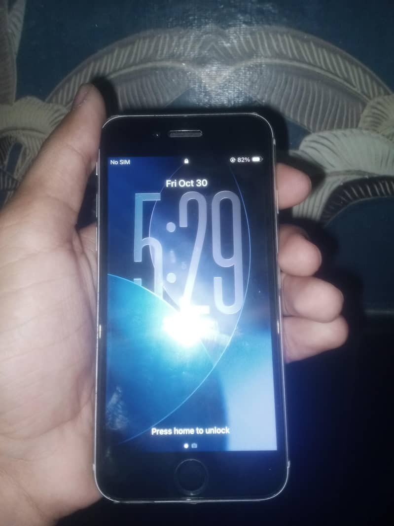Apple iPhone SE 1
