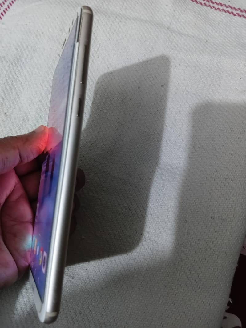 Huawei Mate 10 Lite 4